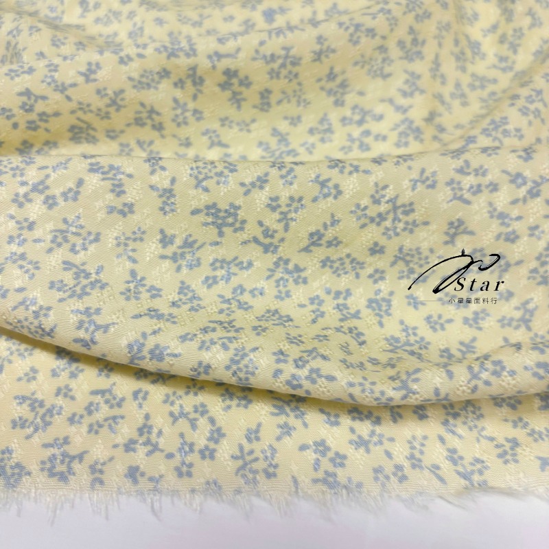 Miękka, lejąca się, jasnożółta – Soft Summer Yellow Clothing recenzja i cena