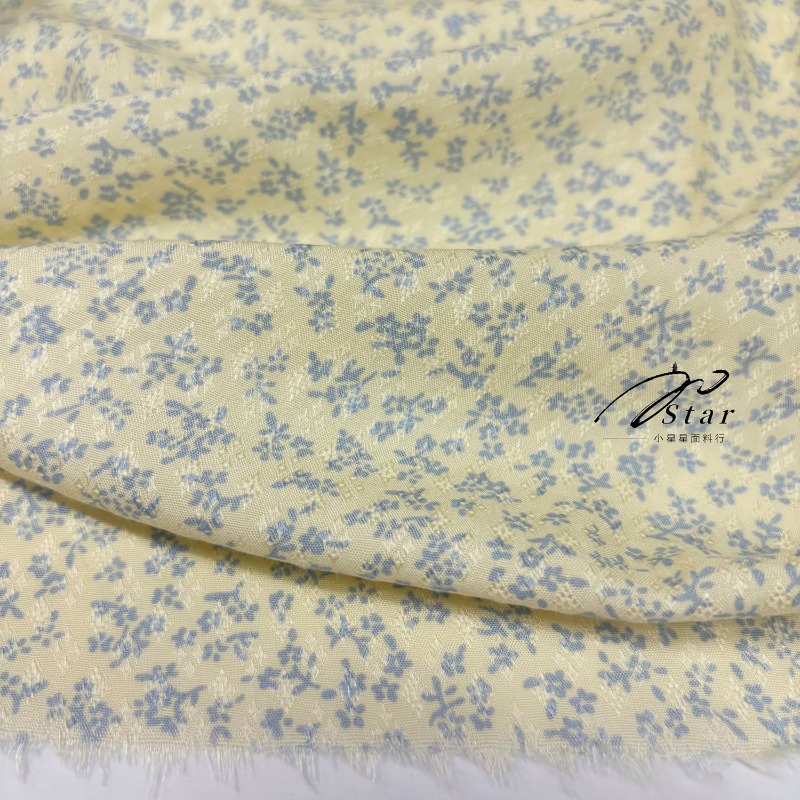 Miękka, lejąca się, jasnożółta – Soft Summer Yellow Clothing recenzja i cena